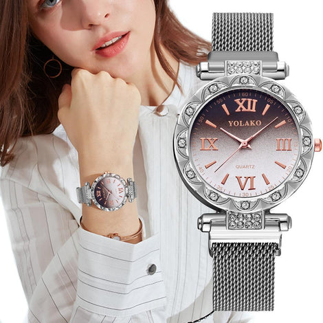 Creative Dial Magnetic Watch Women Silver Fashion Clock Ladies Luxury Diamond Female Dress Quartz Wristwatches relogio feminino