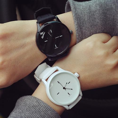 Women's Men's Soft Silicone Strap Jelly Quartz Lover's Gift Sports Wrist Watch Relojes