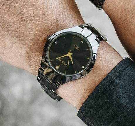 Fashion Cool Glitter Lover's Watches Crystal Full Steel Women Men Dress Leisure Quartz Wristwatch Sweet Couple Women Men Watch